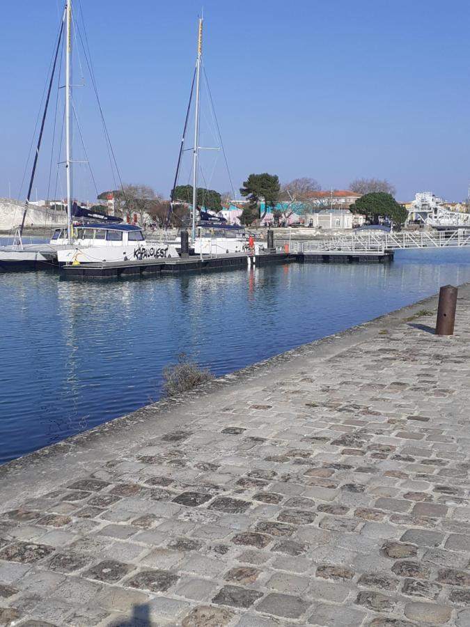 Hotel Les Gens De Mer La Rochelle Экстерьер фото